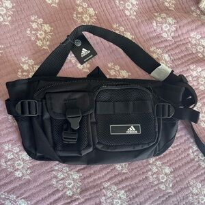 NWT Adidas Amplifier 2 Crossbody Bag/ waist Bag Black